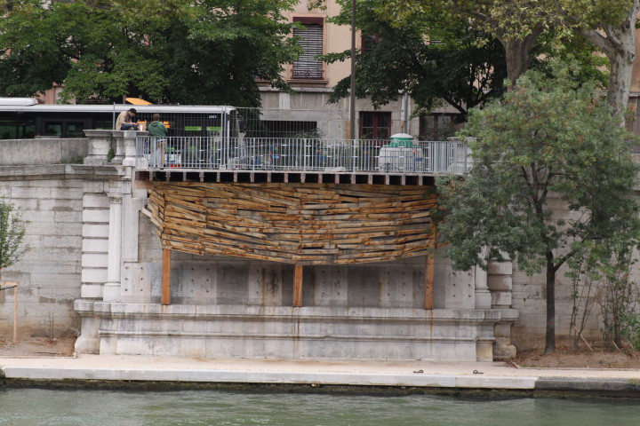 Berges de Saône vers le pont d'Ainay.
