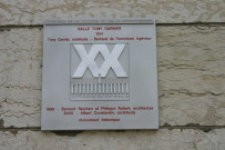 Halle Tony-Garnier, plaque patrimoine du XXe siècle.