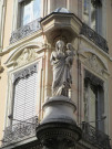 46 rue du Président-Édouard-Herriot, statue de la Vierge.