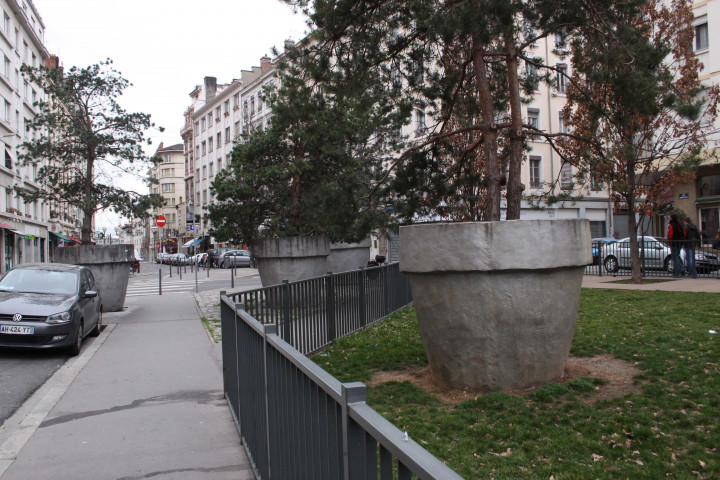 Le jardin des pots géants d'Olivier Chabanis.